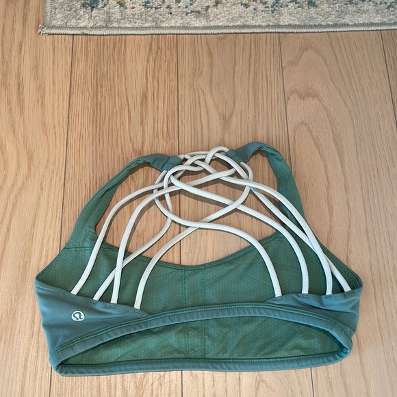 Teal Lululemon sports bra - Picture 2 of 2
